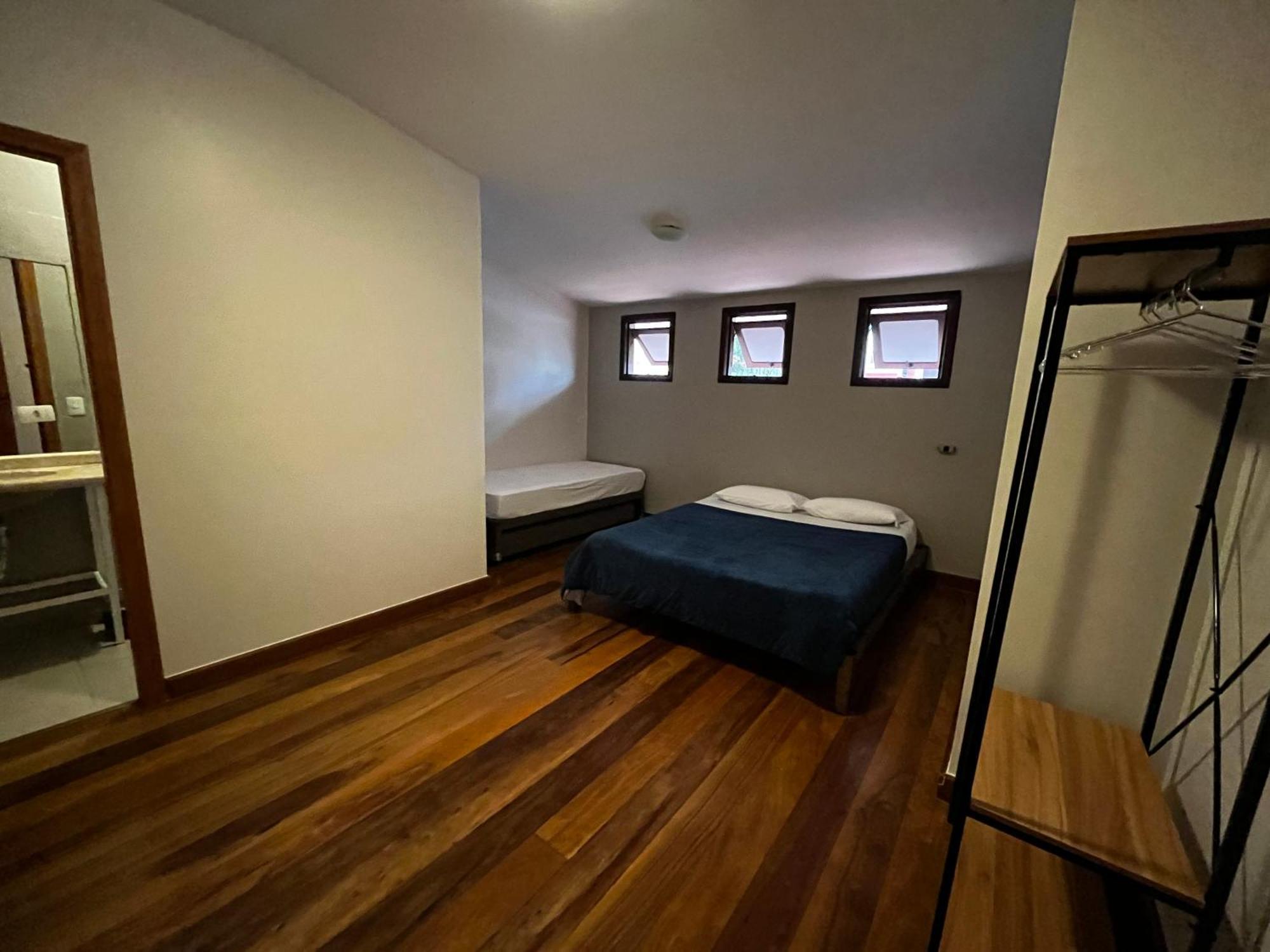 Hostel Matilda Curitiba Buitenkant foto